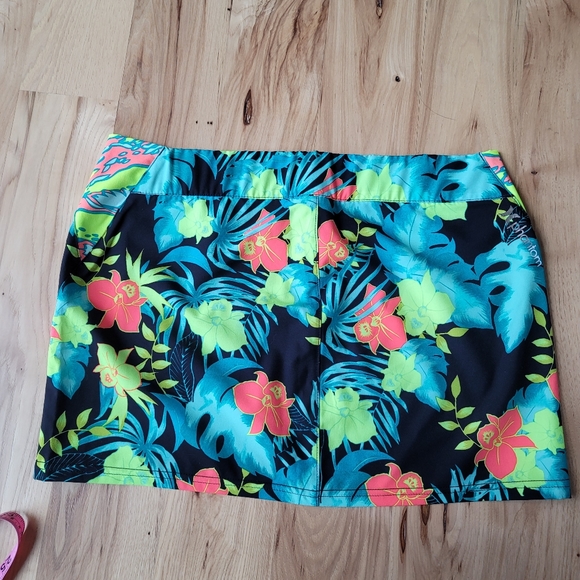 COPY - NWOT Hurley Phantom Board Skirt - Picture 5 of 7